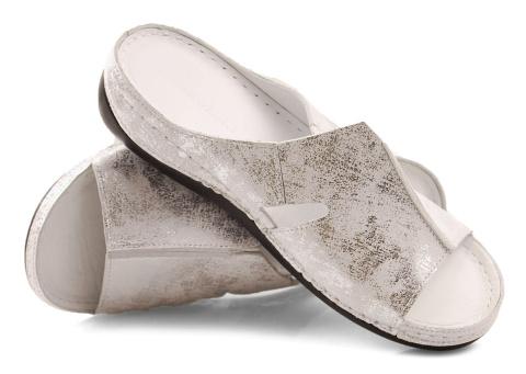 T.Sokolski L22-530 srebrne skórzane klapki T.Sokolski L22-530 srebrne skórzane klapki