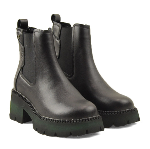 Filippo DBT4907 czarne skórzane botki