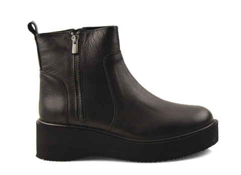 T.Sokolski Z24-377 czarne skórznae botki