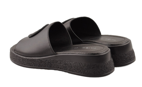 Filippo DK6987 czarne skórzane klapki
