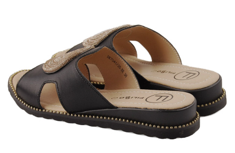 Filippo DK7041 czarne skórzane klapki