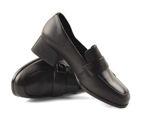 T.Sokkolski J25-191 czarne skórzane półbuty