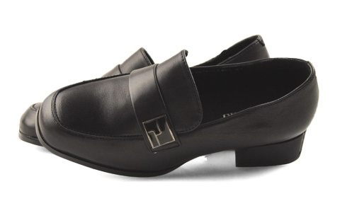T.Sokkolski J25-191 czarne skórzane półbuty