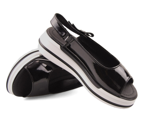 T.Sokolski L25-17 czarne skórzane sandały